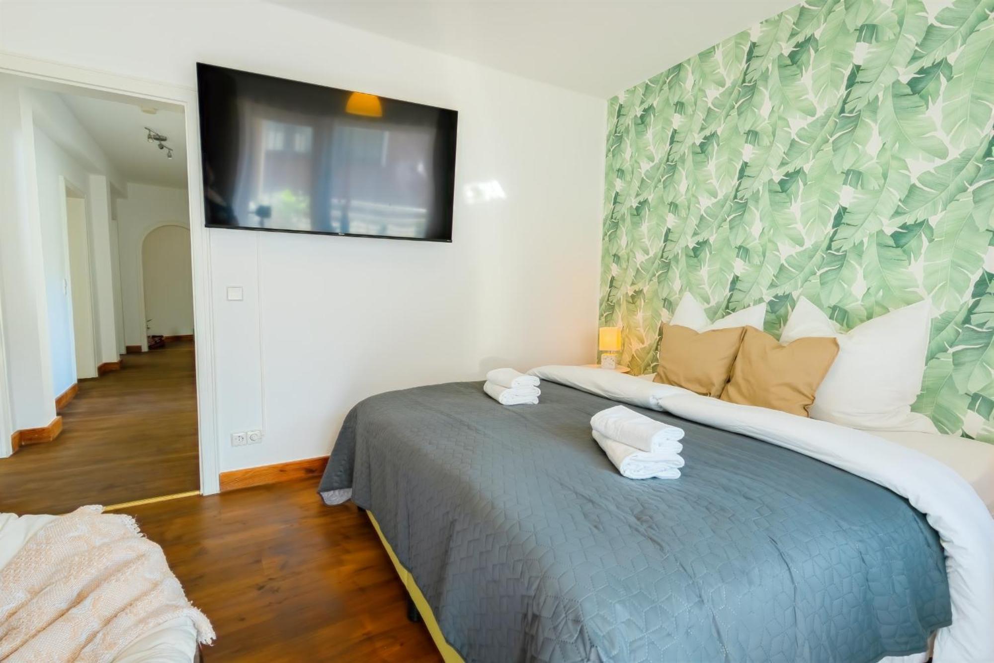 The Big Muenster Fuer Bis Zu 12, Whirlpool, Sauna, Zentral, Tischfussball, Balkon, Gasgrill Ульм Экстерьер фото