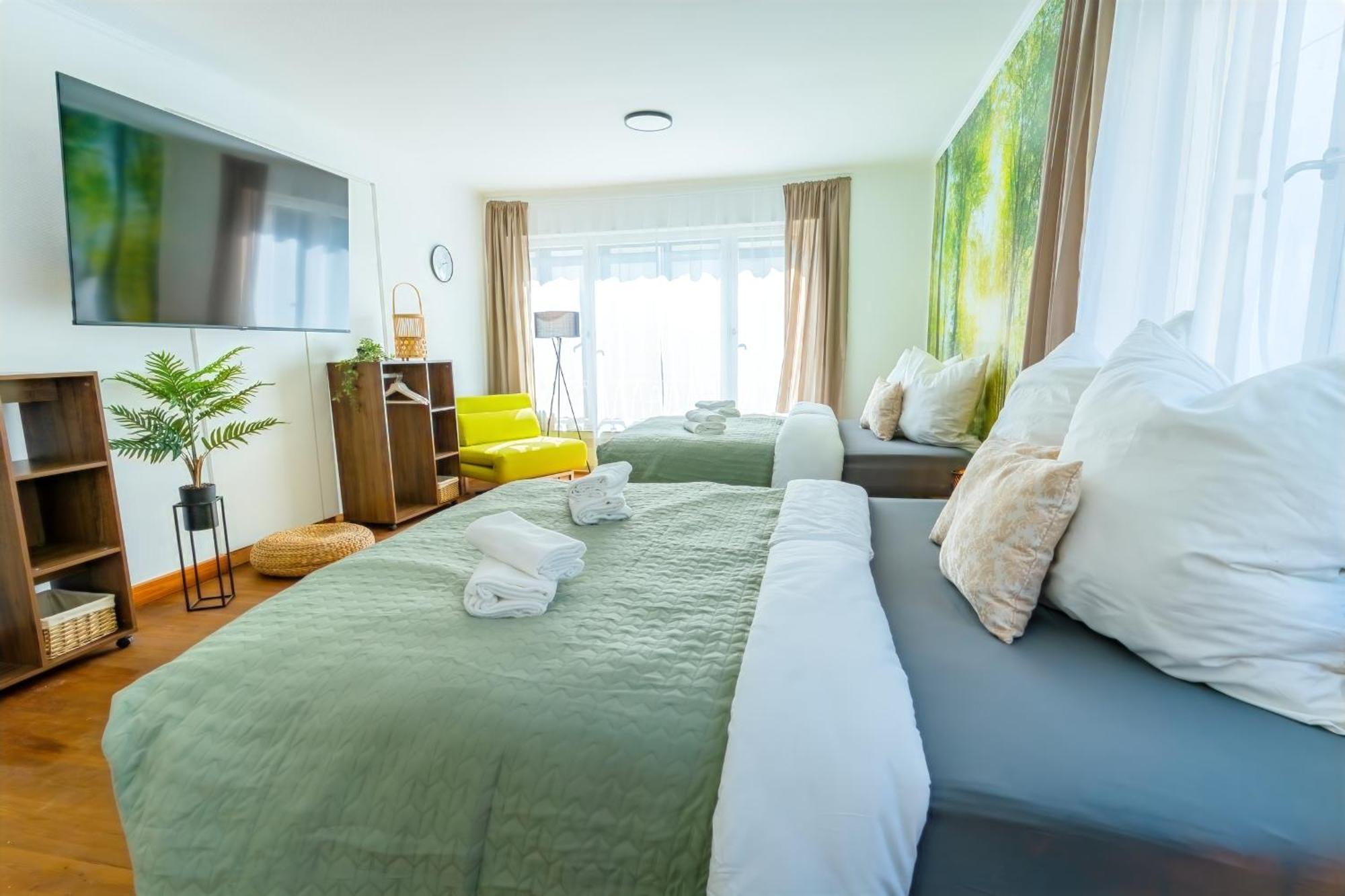 The Big Muenster Fuer Bis Zu 12, Whirlpool, Sauna, Zentral, Tischfussball, Balkon, Gasgrill Ульм Экстерьер фото