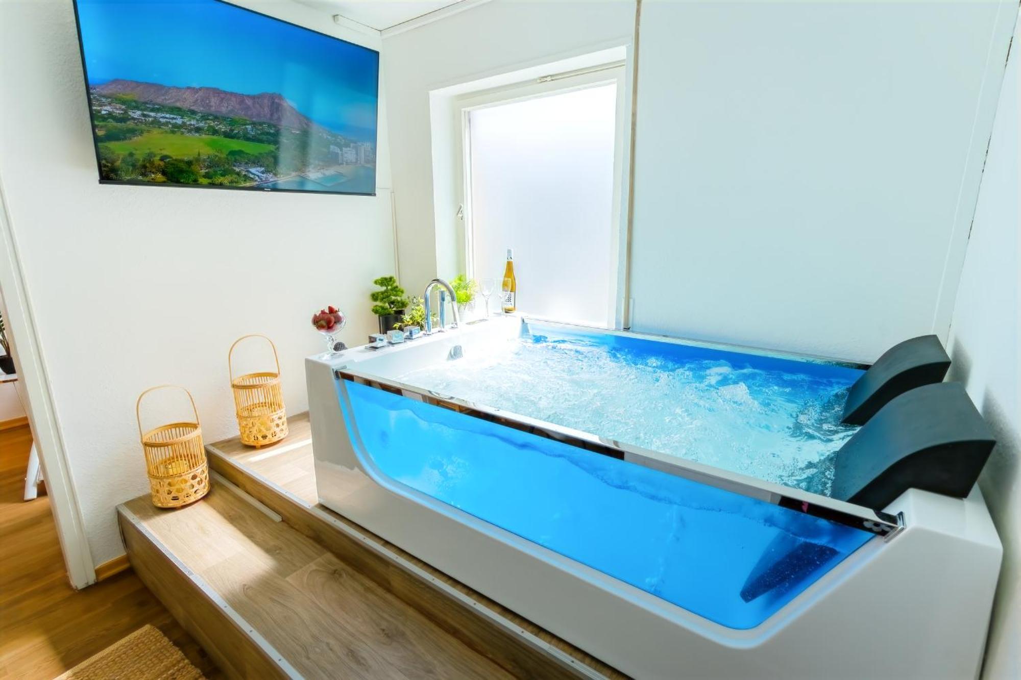 The Big Muenster Fuer Bis Zu 12, Whirlpool, Sauna, Zentral, Tischfussball, Balkon, Gasgrill Ульм Экстерьер фото